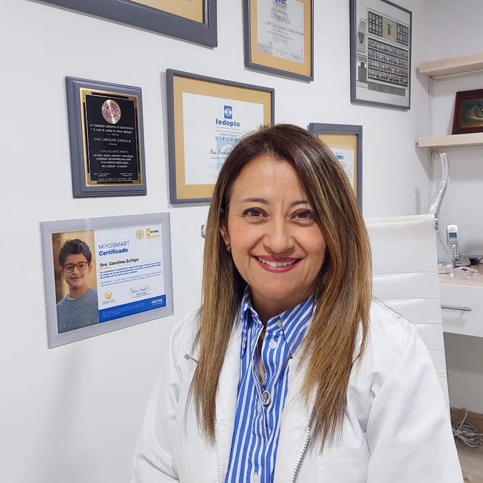 AZ Máxima Visión | Queratocono | Ortoptica | Optometría | Bogotá l Dra Carolina Zuñiga