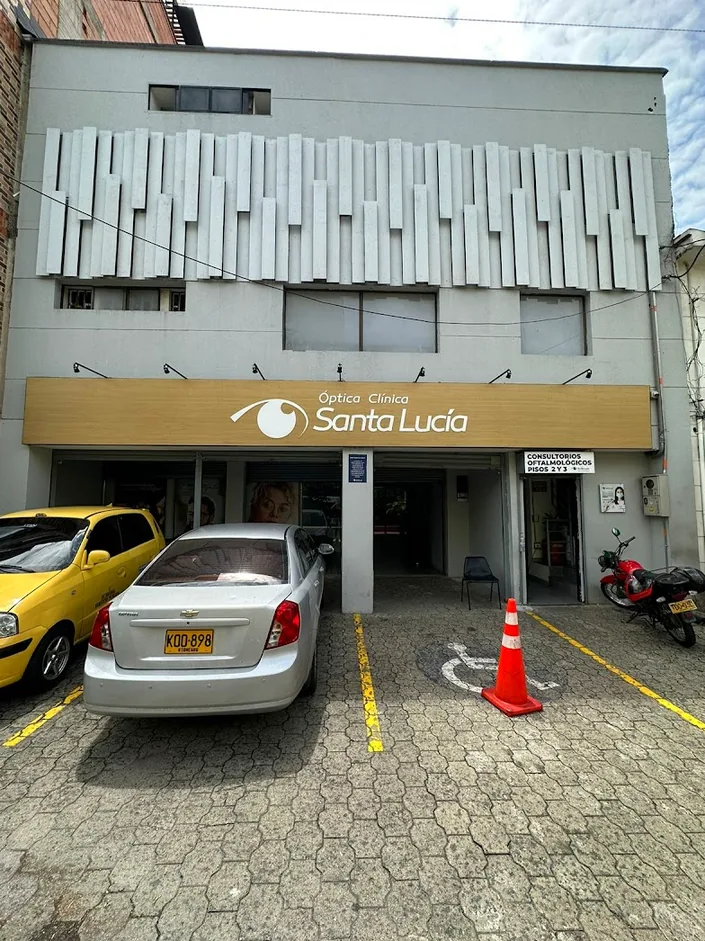 Clínica de Oftalmología Santa Lucía – Bolivariana