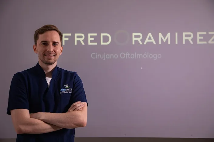 Dr. Alfredo Jose Ramirez Anaya, Oftalmólogo – Cirugía Refractiva y Catarata
