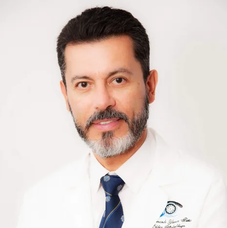 Dr. Fernando Yaacov Peña Moyano, Cirujano Oftalmólogo, OJO SALUD