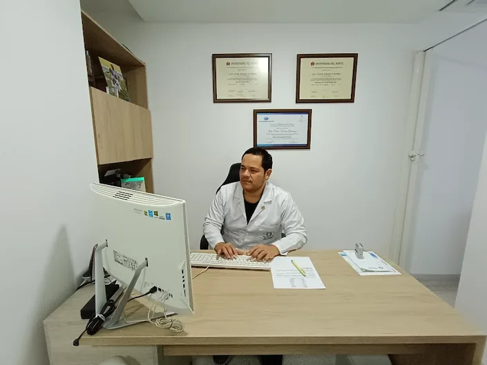 Dr Julio Atencio (Dr JAG)