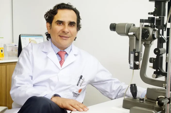 Dr. Orlando Ustariz