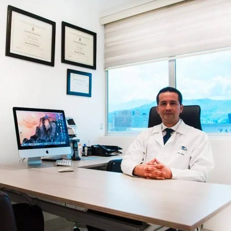 Dr. Wilmar Escobar Álvarez, Oftalmólogo