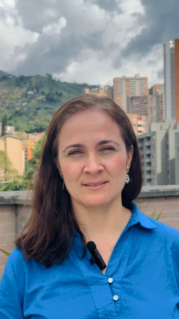 Dra. Natalia Calle – Oftalmóloga
