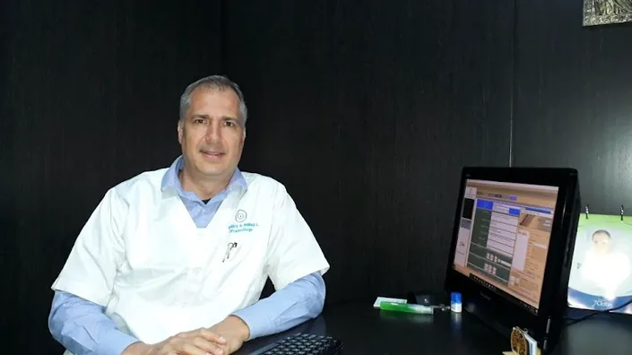 Oftalmólogo Jaime Arango